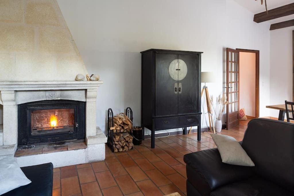 Mas Provencal De 120M2 En Camargue, Avec Piscine Et Parking Inclus, Ideal Pour Des Vacances Arles Exterior photo